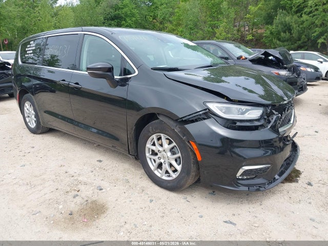 2023 CHRYSLER PACIFICA TOURING L - 1