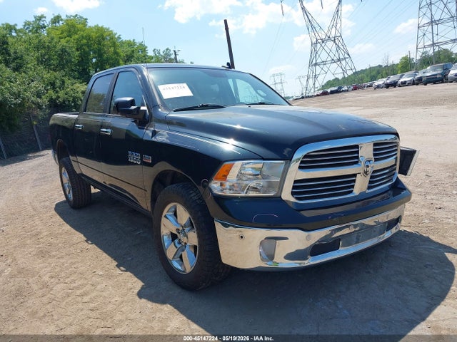2017 RAM 1500 BIG - 1
