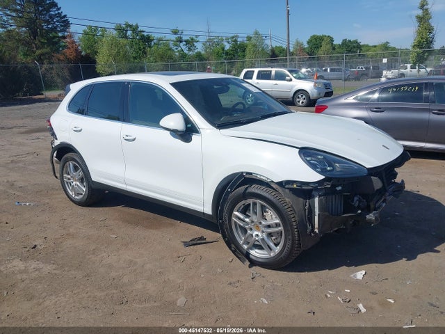 2016 PORSCHE CAYENNE S - 1