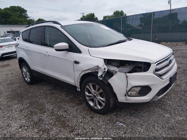 2017 FORD ESCAPE SE - 1