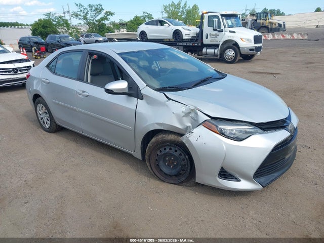 2017 TOYOTA COROLLA LE - 1