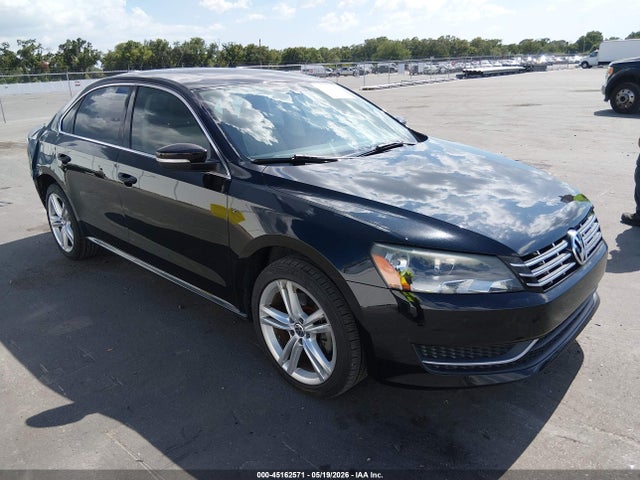 2015 VOLKSWAGEN PASSAT 2.0L - 1