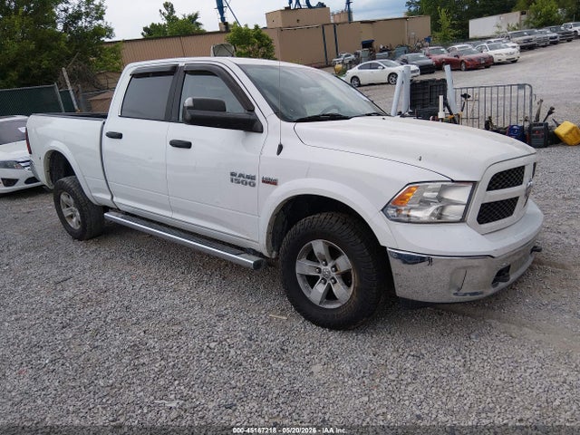 2017 RAM 1500 SLT - 1