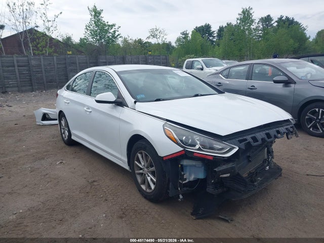 2018 HYUNDAI SONATA SE - 1