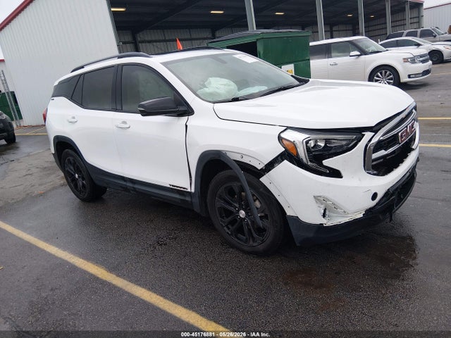 2019 GMC TERRAIN SLE - 1