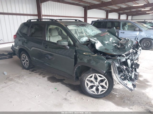 2024 SUBARU FORESTER PREMIUM - 1
