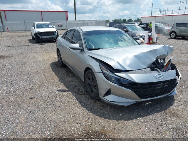 2022 HYUNDAI ELANTRA SEL - 1