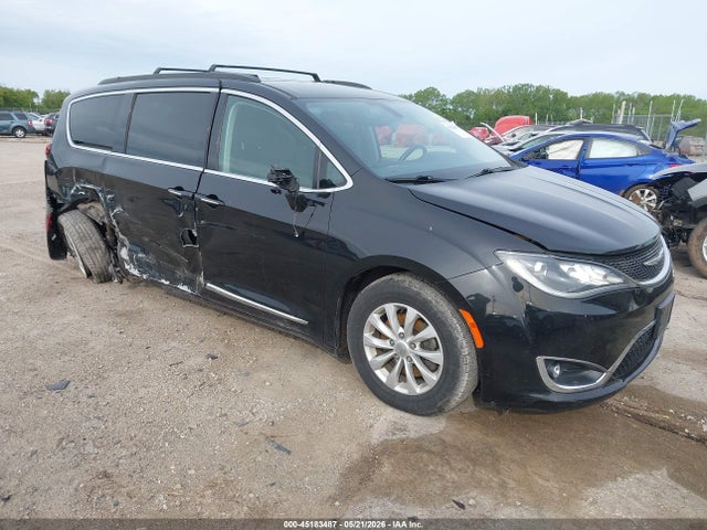2017 CHRYSLER PACIFICA TOURING-L - 1