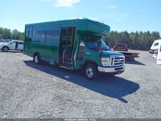 2016 FORD E-450 CUTAWAY - 1