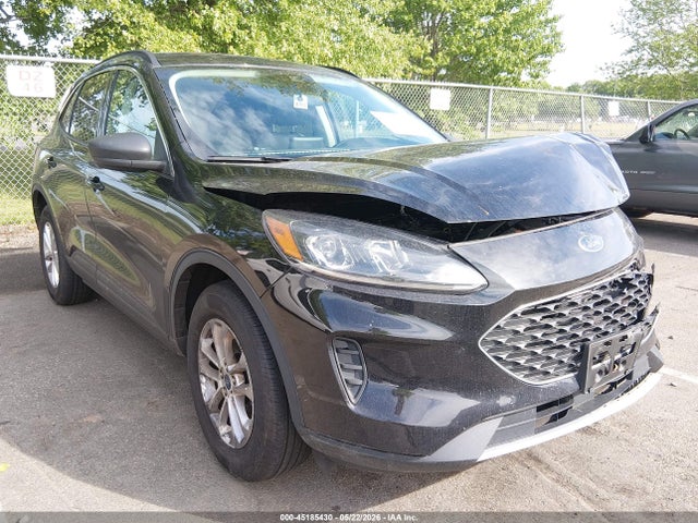 2022 FORD ESCAPE SE - 1