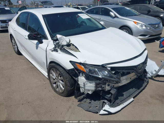2018 TOYOTA CAMRY LE - 1