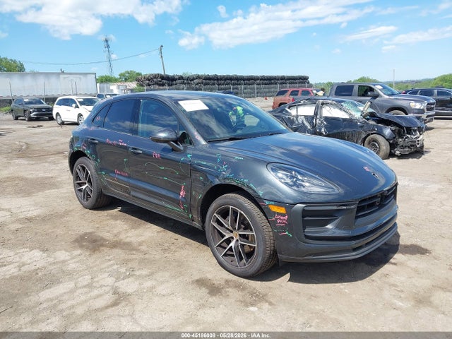 2023 PORSCHE MACAN T - 1