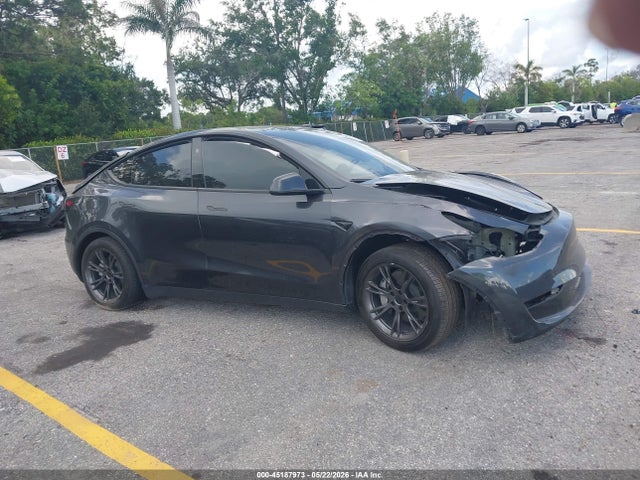 2024 TESLA MODEL Y - 1