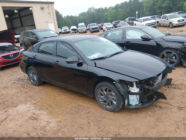 2024 HYUNDAI ELANTRA SEL - 1