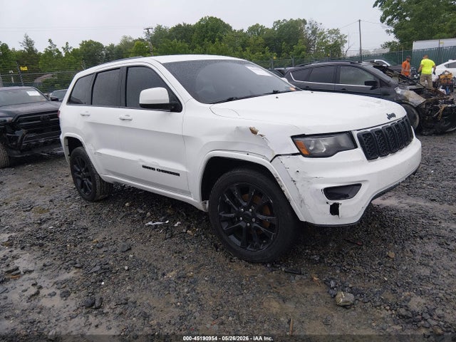 2017 JEEP GRAND CHEROKEE ALTITUDE 4X4 - 1