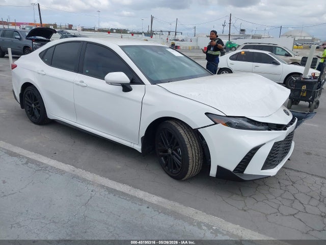 2026 TOYOTA CAMRY SE - 1