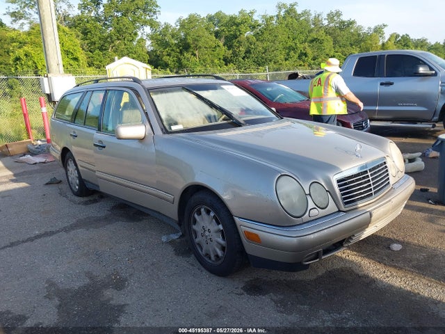 1998 MERCEDES-BENZ E 320 - 1