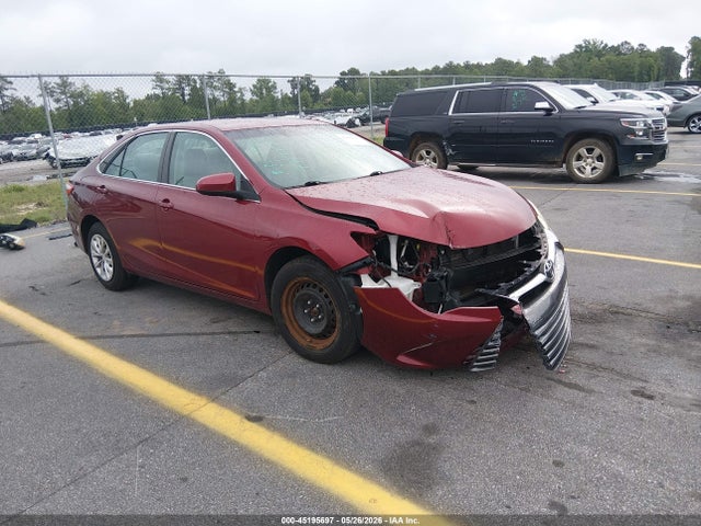 2017 TOYOTA CAMRY LE - 1