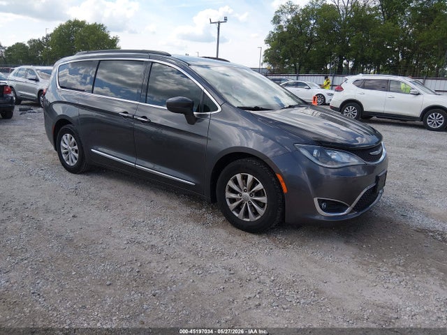 2017 CHRYSLER PACIFICA TOURING-L - 1