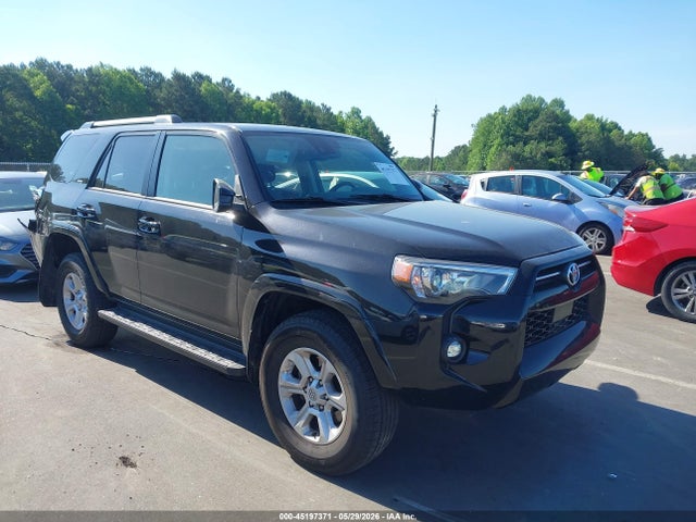 2024 TOYOTA 4RUNNER SR5 - 1