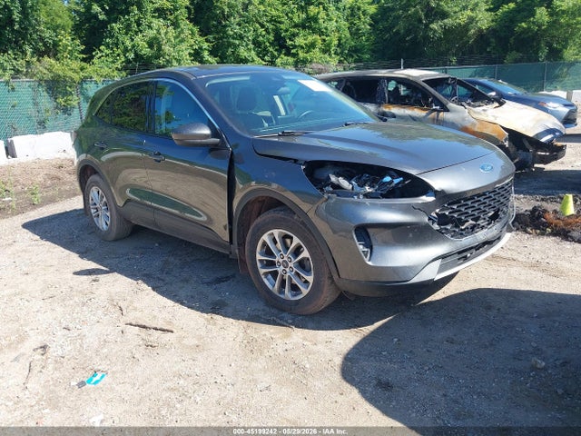 2020 FORD ESCAPE SE - 1