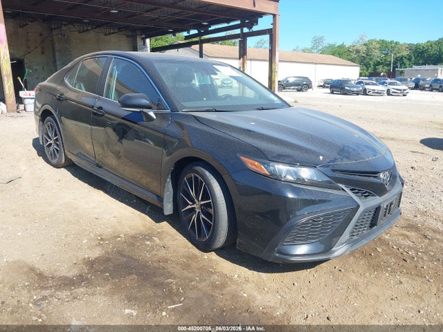 2022 TOYOTA CAMRY SE - 1