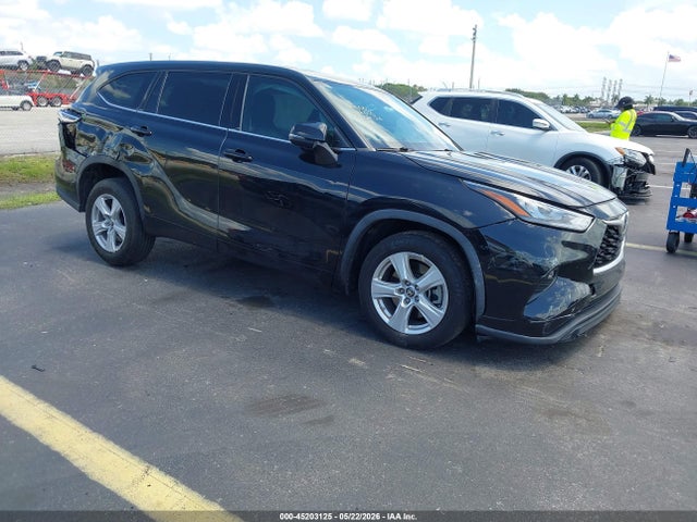 2020 TOYOTA HIGHLANDER LE - 1