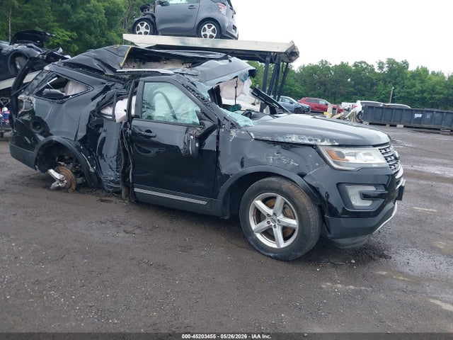 2017 FORD EXPLORER XLT - 1