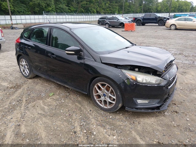 2015 FORD FOCUS SE - 1
