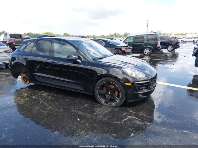 2018 PORSCHE MACAN - 1