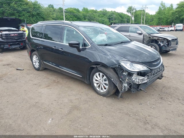 2018 CHRYSLER PACIFICA TOURING L - 1