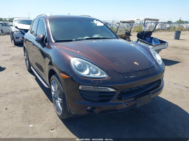 2014 PORSCHE CAYENNE S - 1
