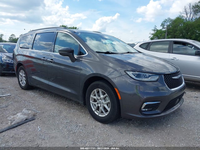 2022 CHRYSLER PACIFICA TOURING L - 1
