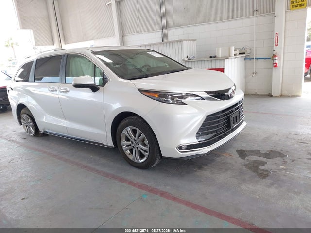 2024 TOYOTA SIENNA PLATINUM - 1