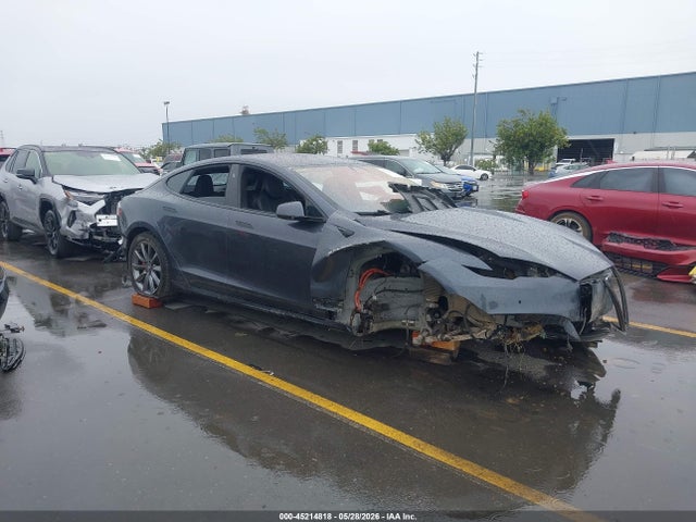 2016 TESLA MODEL S - 1