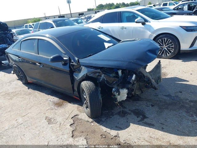 2017 HYUNDAI SONATA SE - 1