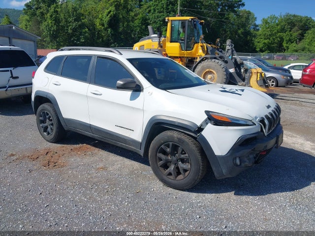 2016 JEEP CHEROKEE TRAILHAWK - 1