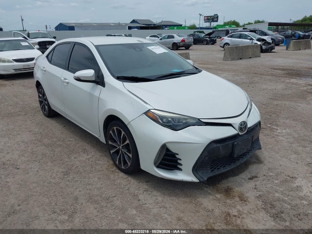 2017 TOYOTA COROLLA SE - 1