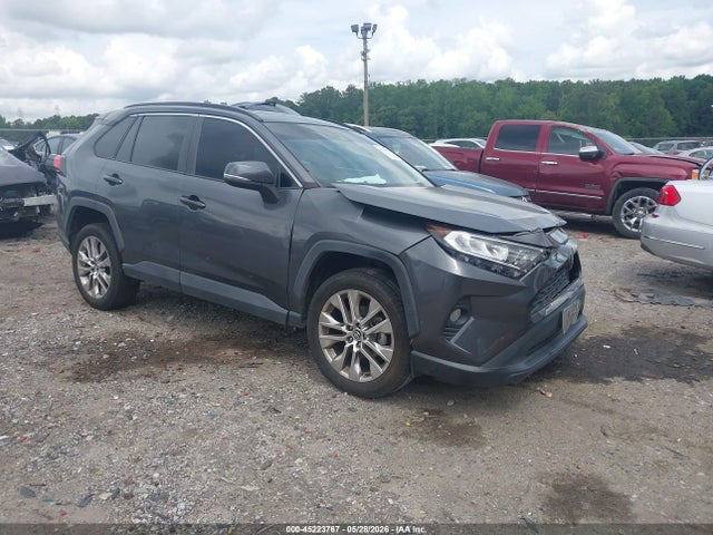 2020 TOYOTA RAV4 XLE PREMIUM - 1