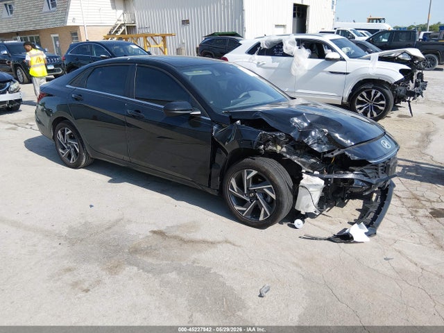 2024 HYUNDAI ELANTRA SEL - 1