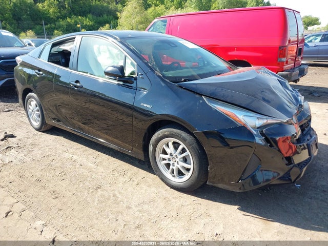 2018 TOYOTA PRIUS THREE - 1