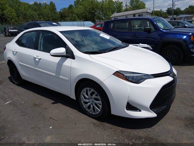 2017 TOYOTA COROLLA LE - 1