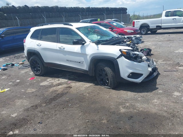 2022 JEEP CHEROKEE X 4X4 - 1