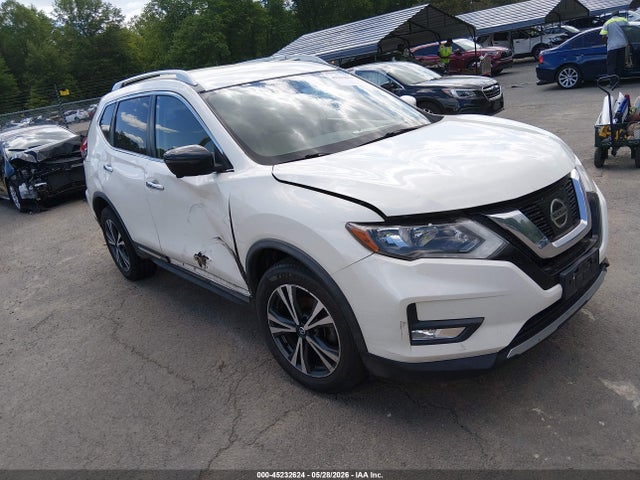 2017 NISSAN ROGUE SL - 1
