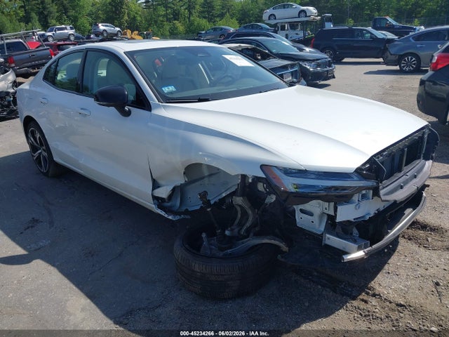 2024 VOLVO S60 B5 - 1