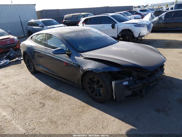 2020 TESLA MODEL S - 1