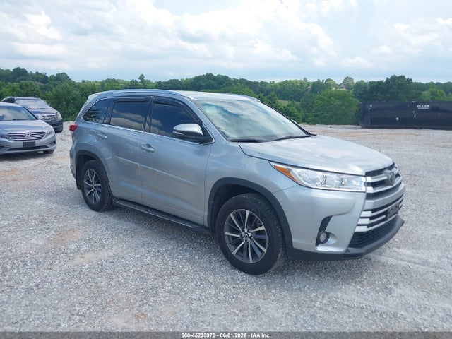 2017 TOYOTA HIGHLANDER XLE - 1