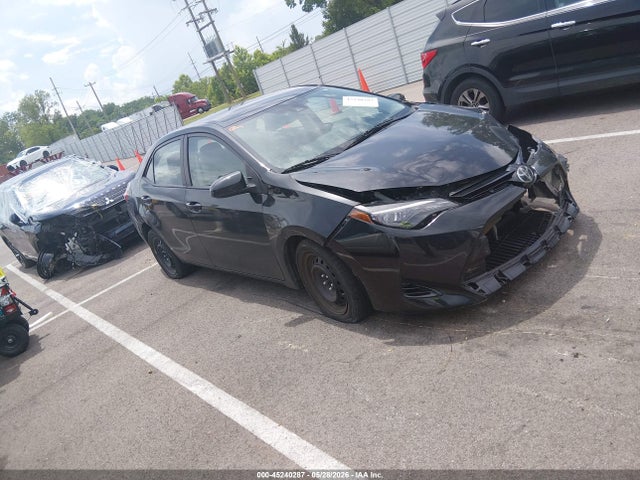 2017 TOYOTA COROLLA LE - 1