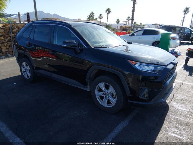 2021 TOYOTA RAV4 XLE - 1