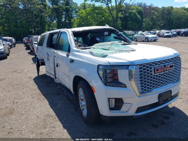 2022 GMC YUKON XL 4WD DENALI - 1